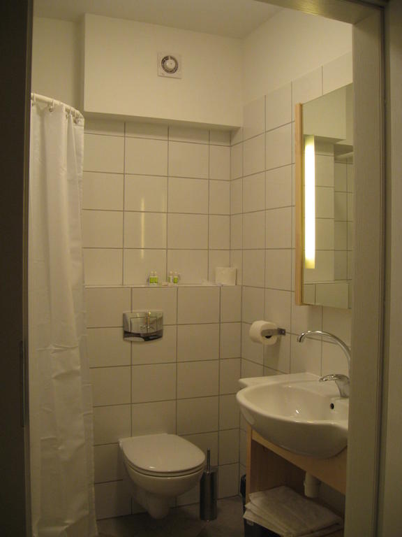 5A Hotel Services Koszalin Buitenkant foto